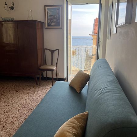 Casa Del Sole Affacciato Sul Mare Lägenhet Cervo Exteriör bild